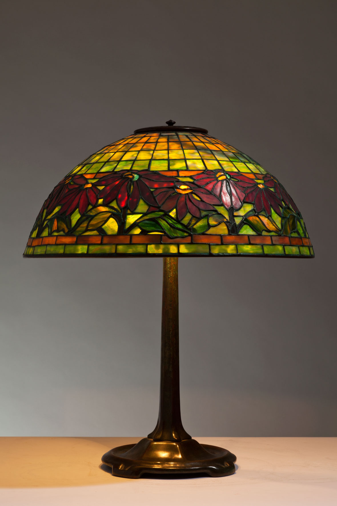 Tiffany Poinsetta Lamp